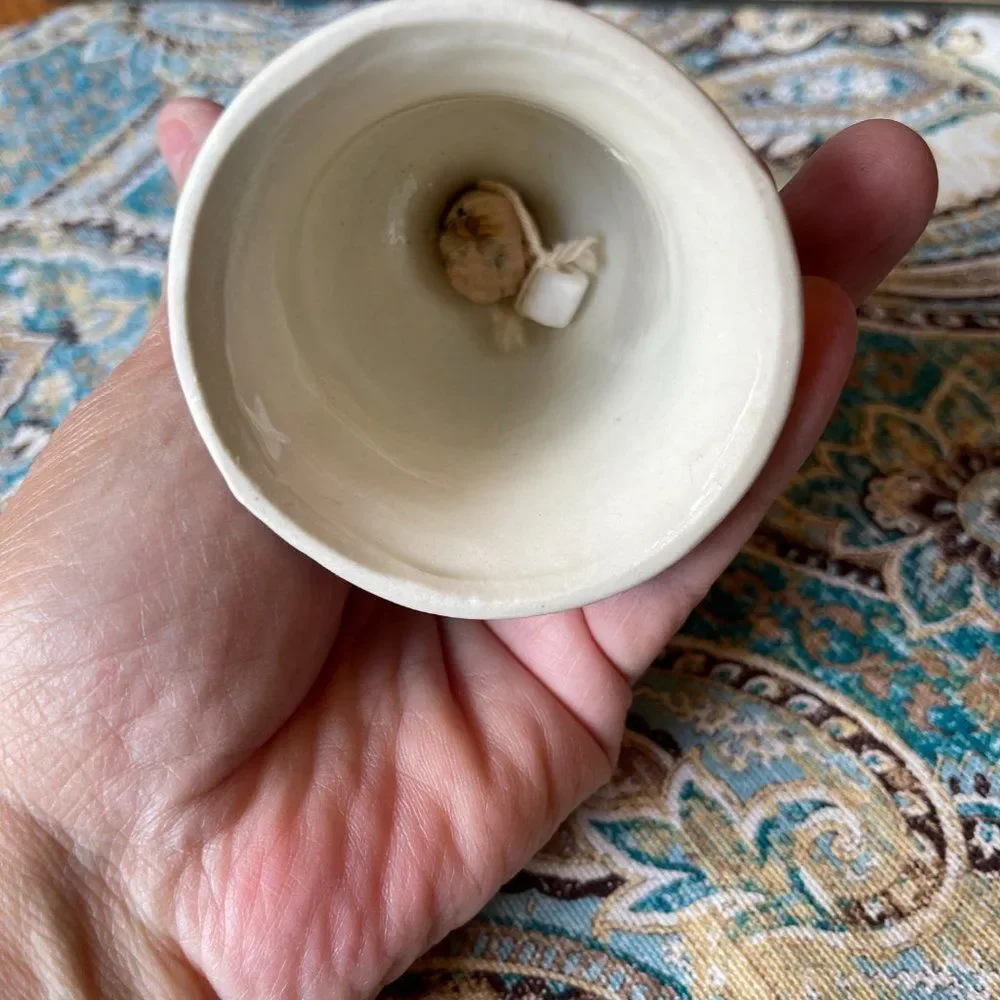 Christmas Hand Bell 1976 Poinsettia Porcelain Gold Trim 5.5 Inch